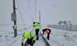 TCDD’den demiryollarında kar mesaisi