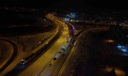 TEM Otoyolu'nun Bolu geçişi 7 saat sonra ulaşıma açıldı