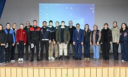 Çankırı’da Öğrencilere Polislik Mesleği ve Dijital Güvenlik Eğitimi Verildi