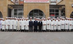 Çankırı’da Yeni Din Görevlilerine Cübbe-Sarık Tevdi Merasimi