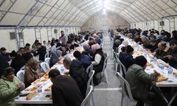 Çankırı Belediyesi İftar Çadırında Yüzlerce Kişi Oruç Açtı