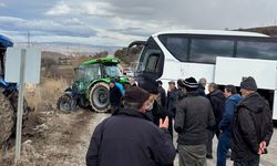 Çankırı’da Kayan Otobüs Karayolunu Kapattı