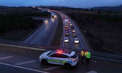 Bayram dönüşü çilesi: 30 kilometrelik araç kuyruğu oluştu