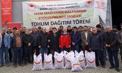 Çankırı’da 120 Ton Sertifikalı Nohut Tohumu Üreticilere Dağıtıldı