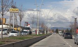 D-765’te karayolu Ankara İstikametinde Uzun Araç Kuyrukları