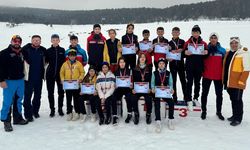 Çankırı’nın Genç Kayakçıları Türkiye Şampiyonasında Fırtına Gibi Esti