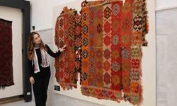 Çankırı'da sergilenen kilimlerin asırlık motifleri gelecek nesillere aktarıyor