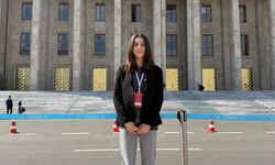 Çankırılı Öğrenci Fatma Rana Gökçe TBMM’de 23 Nisan Etkinliğinde Yer Aldı