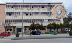 Çankırı'da şehrin göbeğindeki kültürsüzlük abidesi yıkılıyor