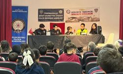 Çankırı Karakolu Tiyatro Oyunu Şabanözü’nde Öğrencilerle Buluştu