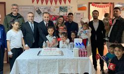 Çankırı AK Parti Heyetinden 23 Nisan’da Minik Hastalara Moral Ziyareti