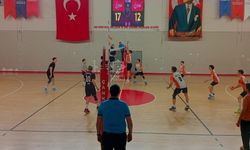 Birlikspor Voleybol Takımı Türkiye yarı finallerinde