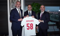 TFF Başkanı Hacıosmanoğlu'ndan Namık Tanık'a Ziyaret