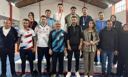 Kurşunlu’da kurumlar arası badminton turnuvası sona erdi