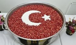 Çankırı Emniyet personeline ay yıldız süslemeli aşure ikramı yapıldı
