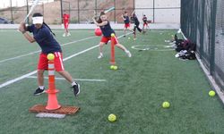 U22 Softbol Milli Takımı Avrupa Şampiyonası hazırlıklarını Çankırı’da sürdürüyor