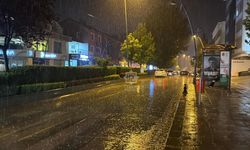 Sağanak yağmur Çankırı’yı serinletti