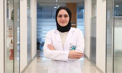 Dişler için tehlikeli ikili: Asit ve şeker