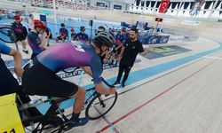 Konya Velodromu’nda geleceğin şampiyonları piste çıktı
