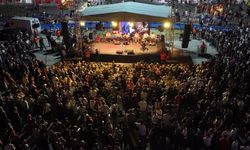 Arasta’da fuar coşkusu konserlerle taçlandı