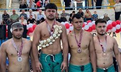 Eldivanlı pehlivan Fatih Çelik Türkiye şampiyonu oldu