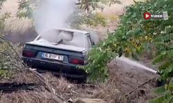 Kurşunlu’da tek taraflı kaza: Araç alevlere teslim oldu