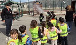 Çankırı’da miniklere itfaiyecilerden hayat kurtaran eğitim