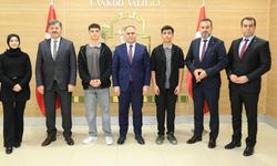 Nevzat Ayaz Sosyal Bilimler Lisesi’nden Vali Çakırtaş’a ziyaret