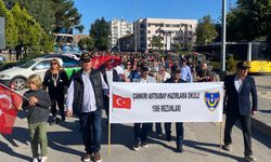 Çankırı’da 40 yıl sonra duygulandıran buluşma! Eski okulun kapısını yeniden açtılar