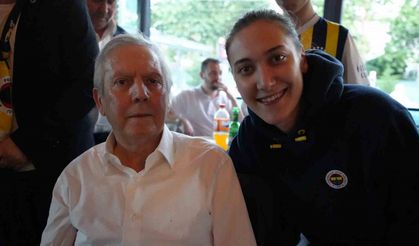 Aziz Yıldırım: “Fenerbahçe’nin şampiyon olması için bütün rahatımı bozdum aday oldum”