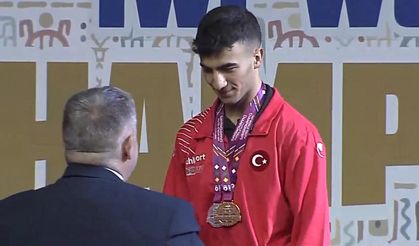 Çankırılı sporcu Halterde Dünya Şampiyonu oldu!