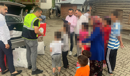 Yapraklılı çocukların bayramlıkları bugünün gençlerinden geldi