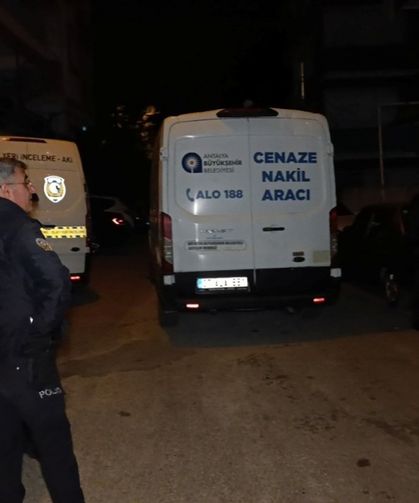 Aynı evden 2 ayda 3 ayrı cenaze çıktı