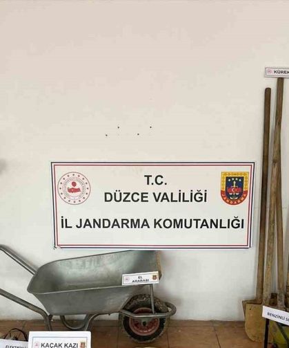 Define için evde 15 metre tünel kazmışlar