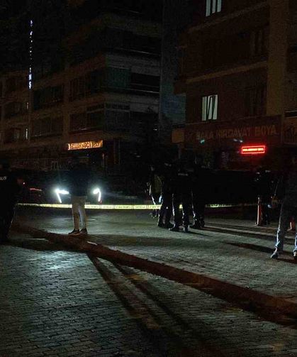 Alacak verecek kavgası kanlı bitti: 1 yaralı