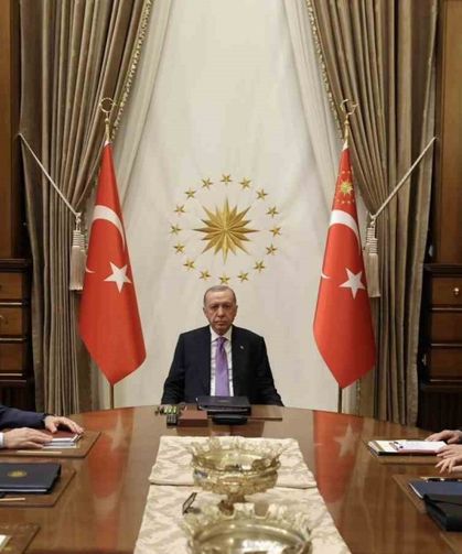 Cumhurbaşkanı Erdoğan başkanlığında güvenlik toplantısı gerçekleştirildi
