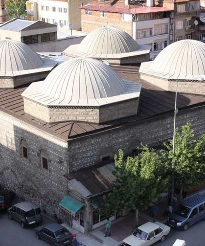 Amasya’da Tarihi Firuz Hüseyin Ağa Bedesteni ve Arastası turizme kazandırılıyor