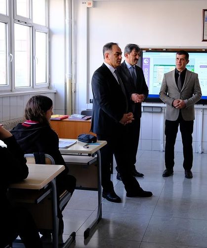 Çankırı Valisi Hüseyin Çakırtaş, Şehit Erdem Öztürk Kız MTAL’yi Ziyaret Etti