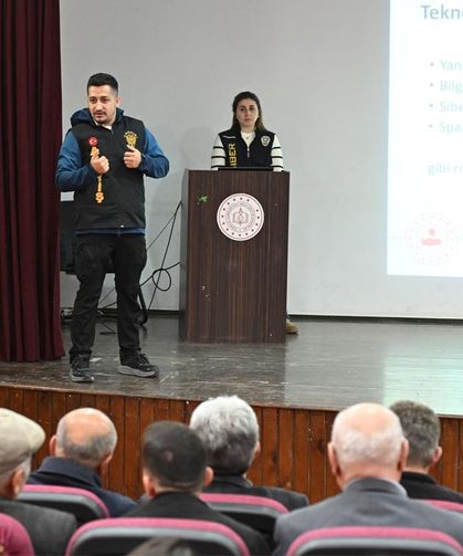 Çankırı Emniyetinden Orta’da Öğrenci ve Muhtarlara Farkındalık Eğitimi