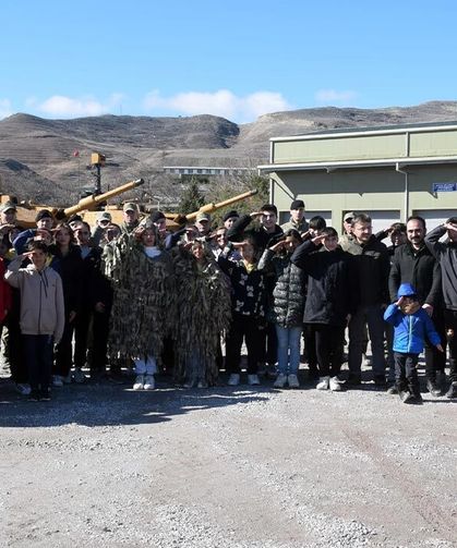 Çankırı’da Öğrenciler Kışlada Mehmetçikle Bir Gün Geçirdi