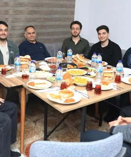 Çankırı Valisi Çakırtaş Öğrencilerle Sahur Sofrasında Buluştu