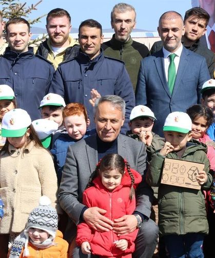 Orman Haftası’nda Çerkeş’te Minik Ellerle Fidanlar Toprakla Buluştu