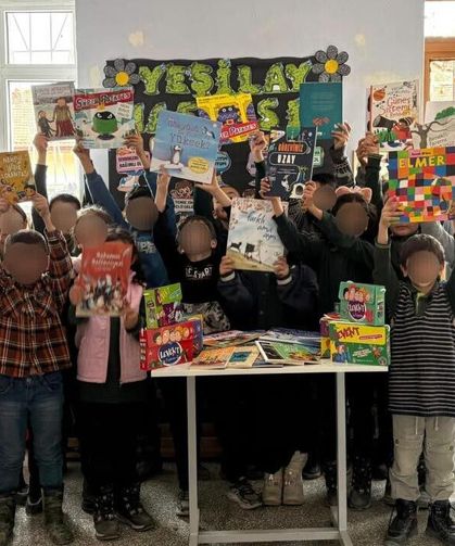 Yeşilay Orta İlçe Başkanlığından Kalfat İlkokulu’na Kitap Desteği