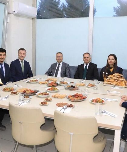 Çankırı Valisi Çakırtaş Acil Sağlık Personeliye İftara Buluştu