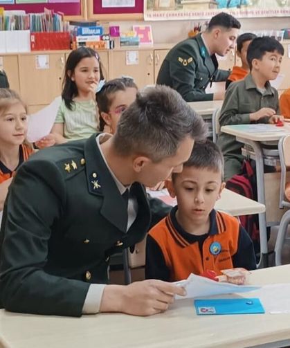 Çankırı'da Miniklerden Mehmetçiğe Yürek Isıtan Mektuplar