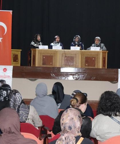 “Anne Olarak Kadın” Paneli Çankırı’da Geniş Katılımla Gerçekleştirildi