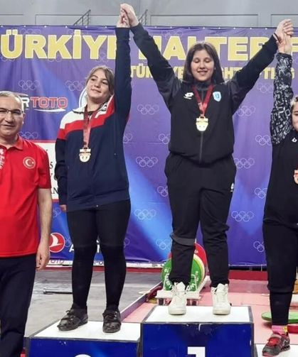 Çankırılı Sporcu Esmanur Çetin Türkiye Üçüncüsü Oldu