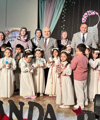 Çankırı Sultan Selim Kur’an Kursu 4-6 Yaş Öğrencilerinden Yıl Sonu Coşkusu