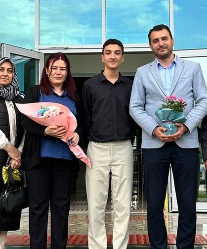 TOBB Fen Lisesi Öğrencisi Mehmet Eren Genç’e Şiir Dalında İl Birinciliği