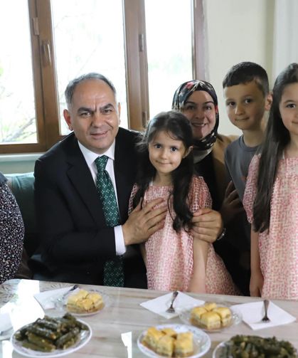 Çankırı Valisi Çakırtaş ve Protokolden Şehit Ailesine Ziyaret